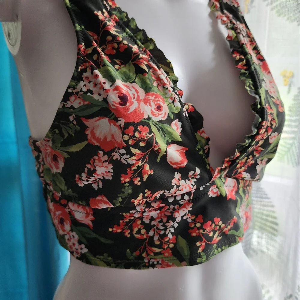 Mossimo Ruffle Tankini Top - Picture 2 of 5